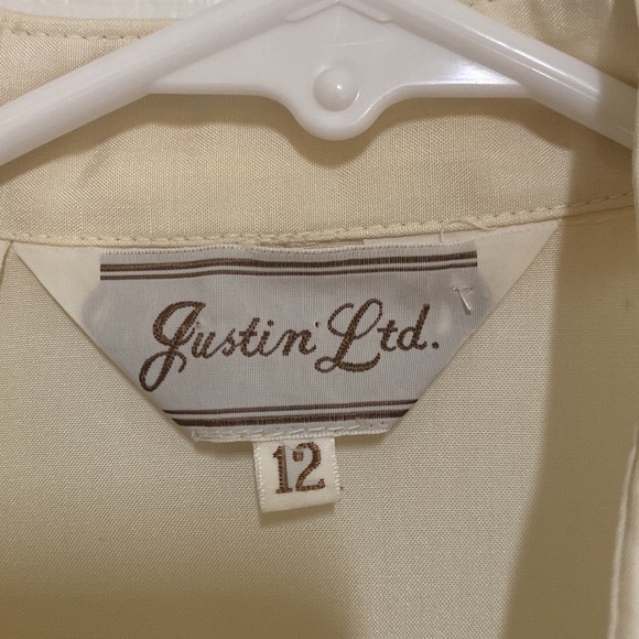 Vintage Women’s dress shirt - Picture 2 of 7